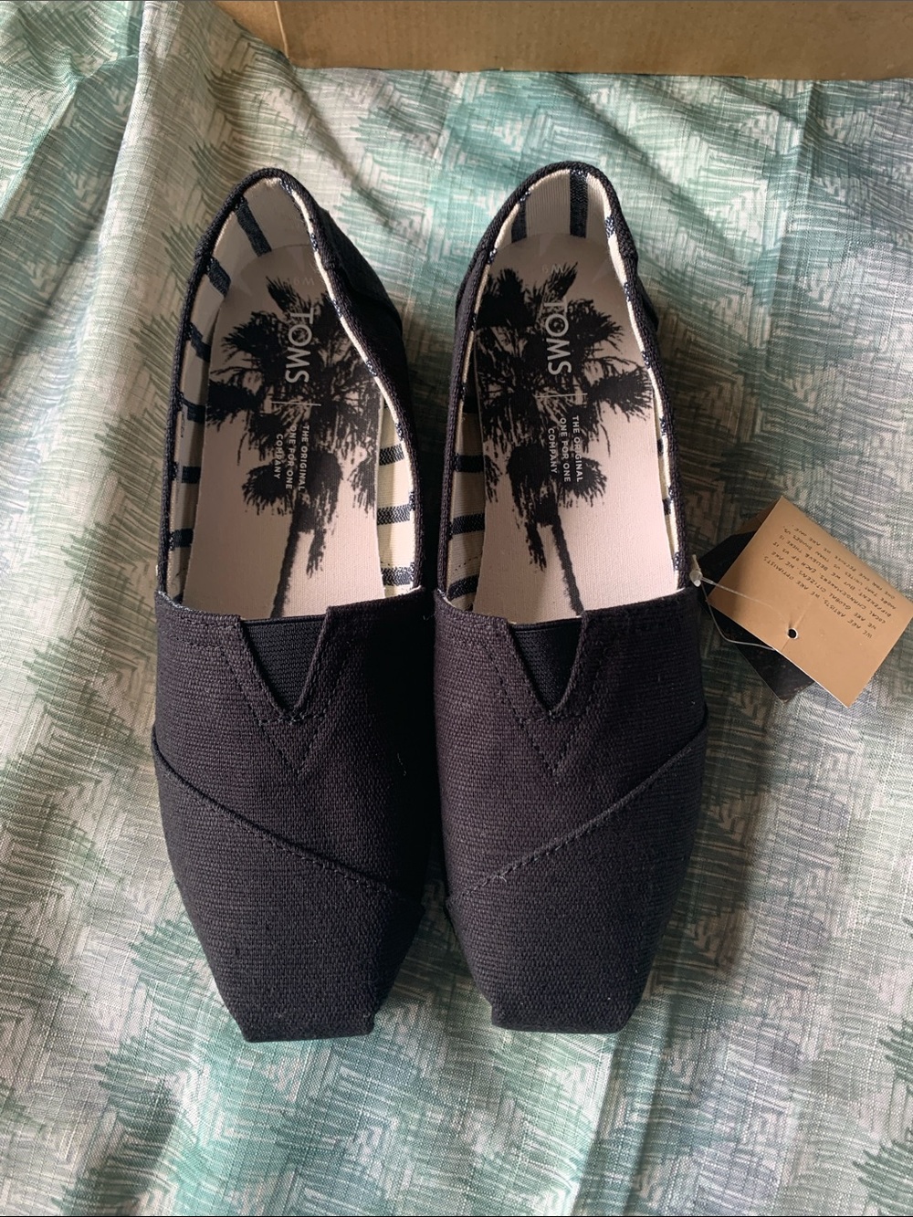 Womens Black Slip-On heritage Canvas Loafers by Toms - Picture 2 of 14